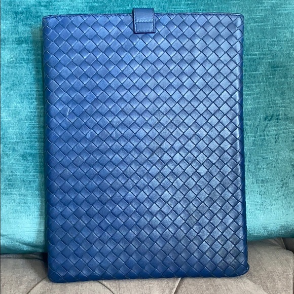 Bottega Veneta iPad woven leather iPad case-AUTHENTIC! - Picture 2 of 8